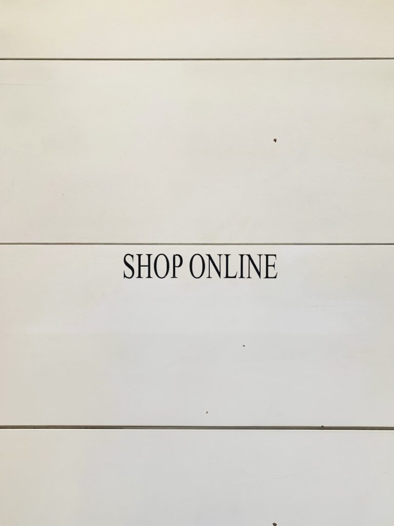 Top 5 Shopping Websites for Fashion and Home Goods